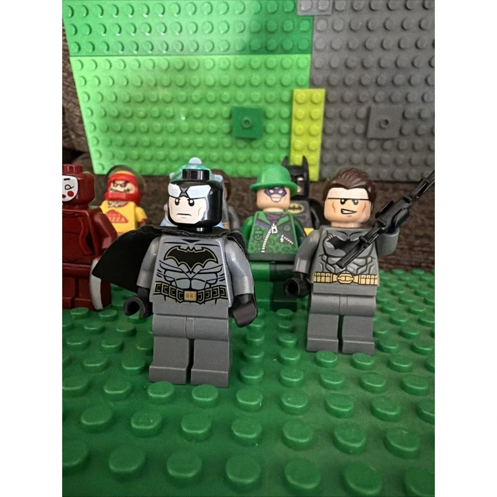 LEGO DC Super Heroes Minifigures Lot Batman Superman Robin Riddler Read